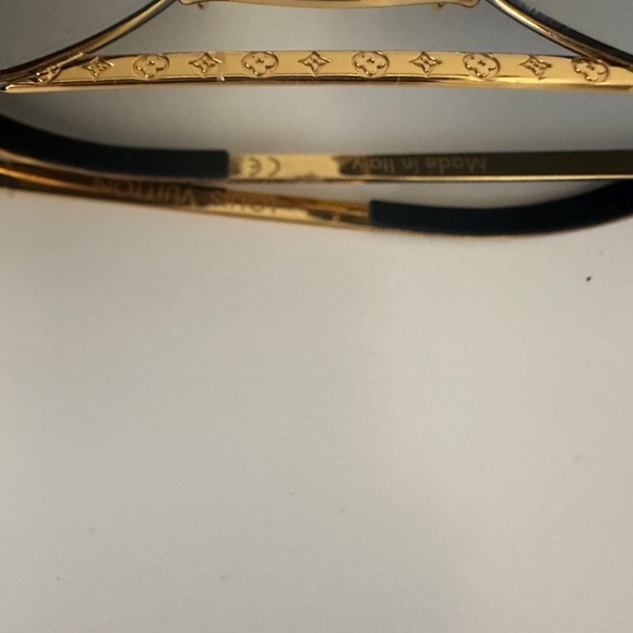 louis vuitton - Picture 1 of 4
